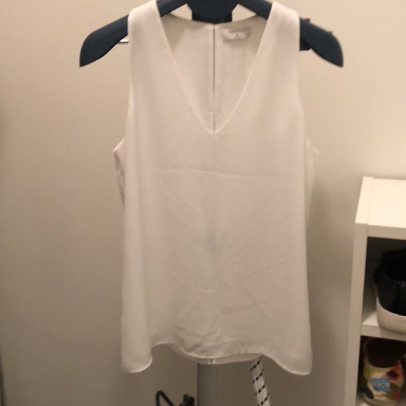 Aritzia Babaton Maddox Sleeveless Blouse - White - Picture 3 of 12